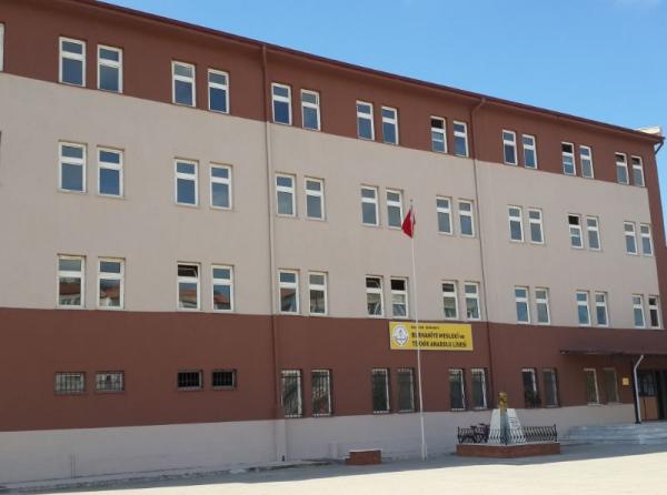 Burhaniye Şehit Hasan Çoban Mesleki ve Teknik Anadolu Lisesi Fotoğrafı